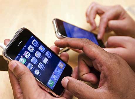 Apple iPhone Apple iPhone - Next Generation Browsing Experience
